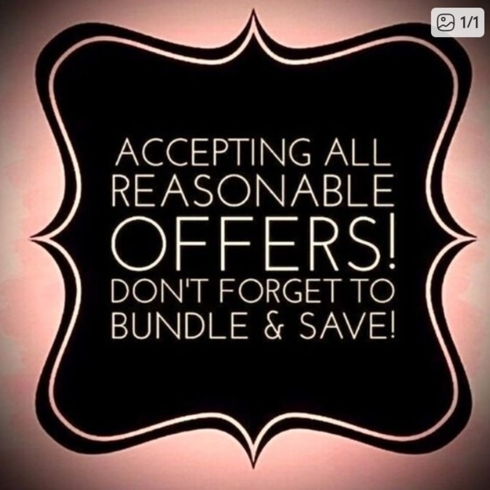 Accepting All Reasonable Offers Graphic Sign - Pink & Black